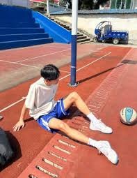 官方：国米发布赛季第三球衣，将在主场对阵萨索洛比赛亮相